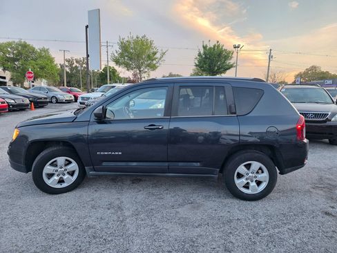 Used 2014 Jeep Compass Sport w/ Power Value Group FWD image 4