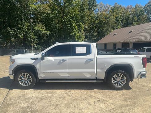 Used 2019 GMC Sierra 1500 SLT w/ SLT Premium Plus Package image 9