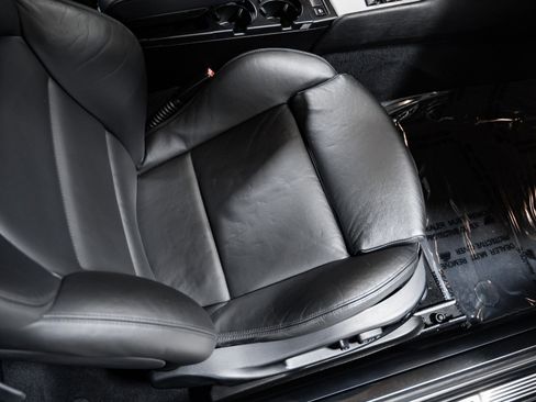 Used 2005 BMW M3 Coupe image 32