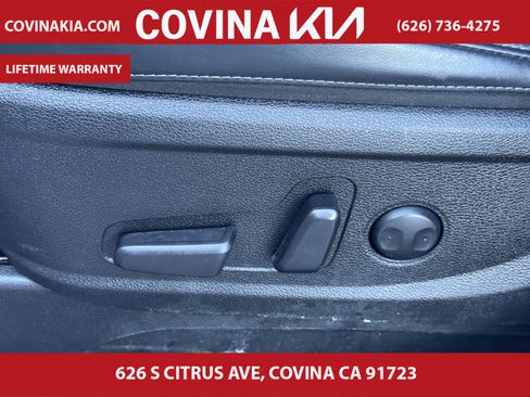 Certified 2022 Kia Telluride S image 15