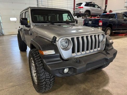 Used 2020 Jeep Wrangler Unlimited Sport AWD/4WD image 1