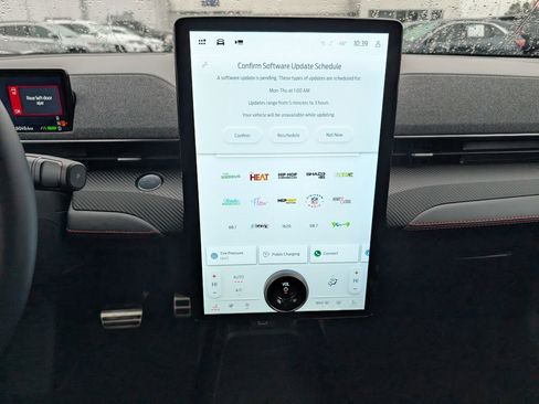 Used 2025 Ford Mustang Mach-E Premium w/ Sport Appearance Package image 21