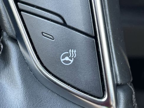 Used 2025 Cadillac XT5 Premium Luxury AWD/4WD image 24