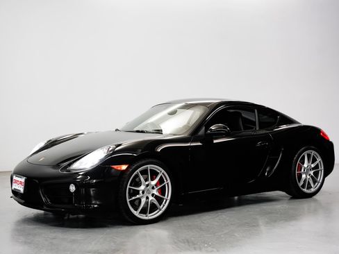 Used 2015 Porsche Cayman S RWD image 6