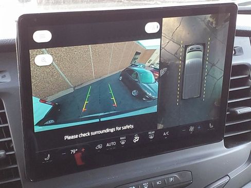 Used 2023 Ford Transit 350 XL image 5