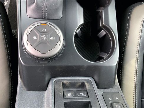 New 2026 Ford Bronco Outer Banks AWD/4WD image 20