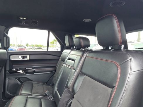 Used 2022 Ford Explorer ST-Line w/ Class IV Trailer Tow Package image 19