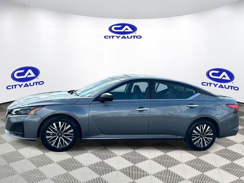 Used 2025 Nissan Altima 2.5 SV image 7