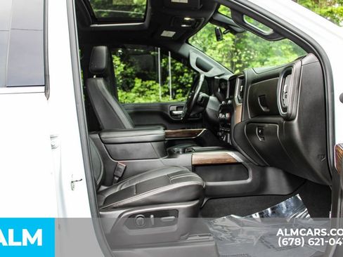 Used 2022 Chevrolet Silverado 3500 High Country w/ Technology Package AWD/4WD image 15