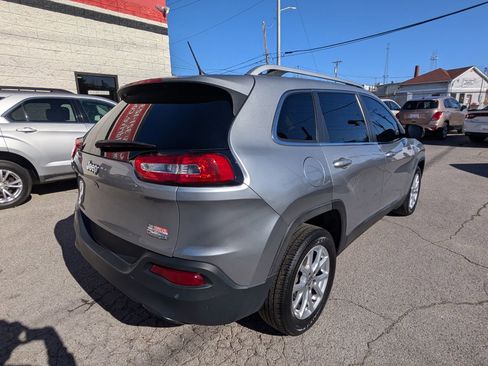 Used 2015 Jeep Cherokee Latitude image 6
