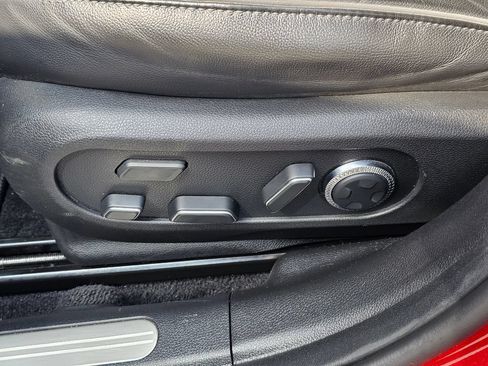 Certified 2023 Genesis GV60 Advanced AWD/4WD image 33