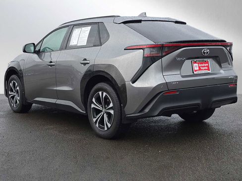 Used 2024 Toyota bZ4X XLE w/ Weather Package image 5