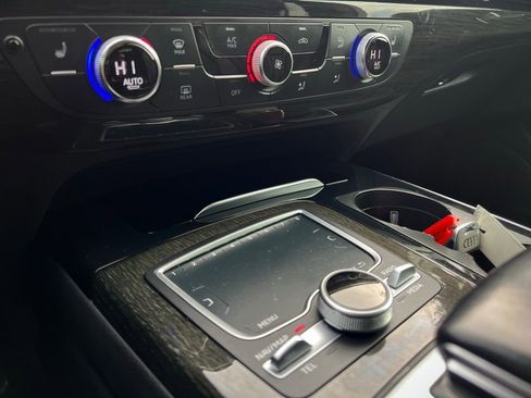 Used 2017 Audi Q7 3.0T Premium image 50