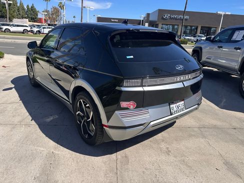 Used 2024 Hyundai Ioniq 5 Limited image 3