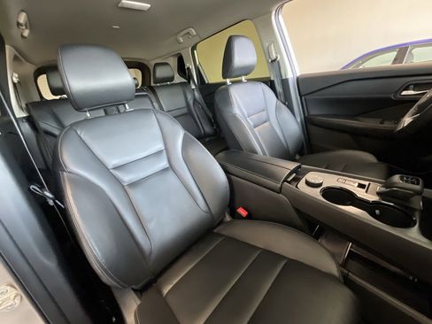 Used 2024 Nissan Rogue SL image 20