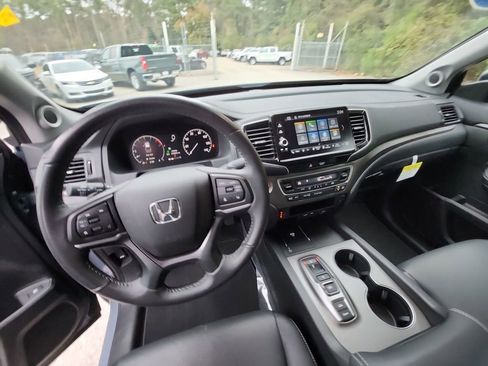 Used 2025 Honda Ridgeline RTL image 15