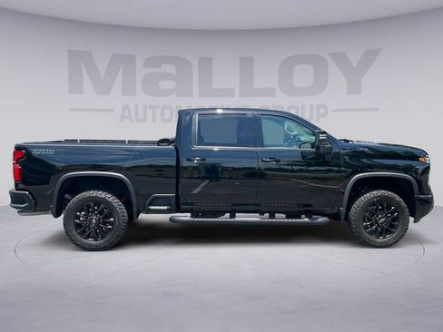 Used 2025 Chevrolet Silverado 2500 LTZ w/ Trail Boss Package AWD/4WD image 6