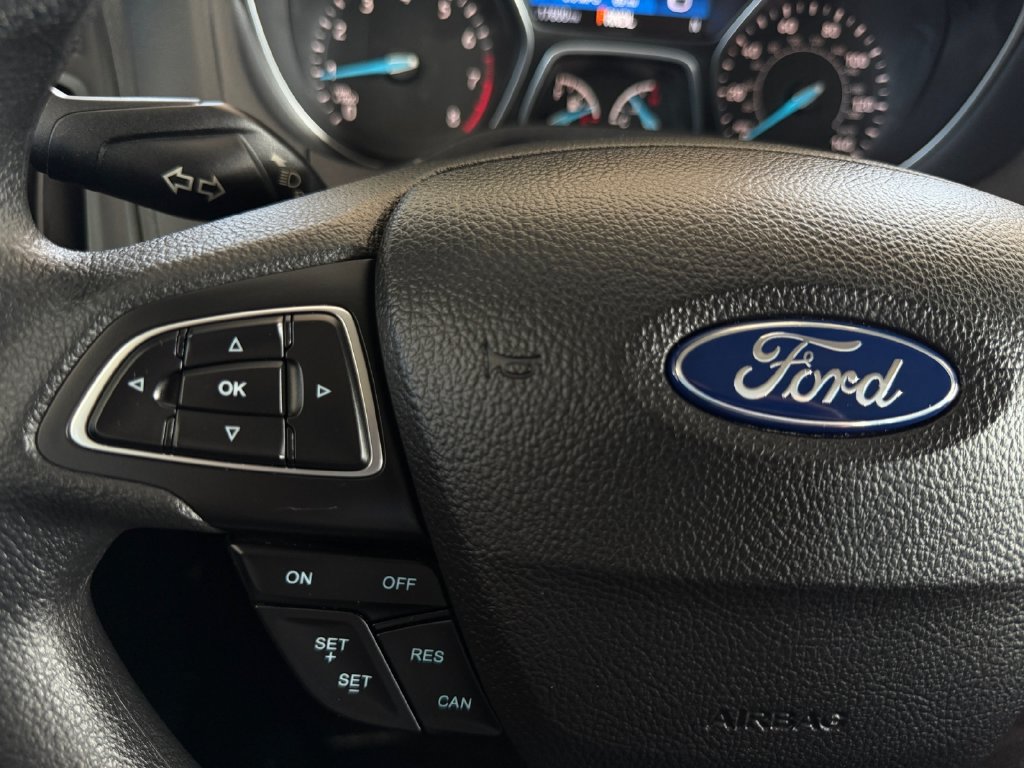Used 2018 Ford Focus SE FWD image 28