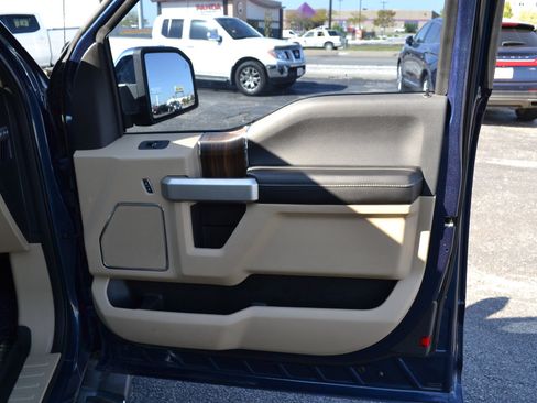 Used 2017 Ford F150 Lariat w/ Equipment Group 502A Luxury image 42