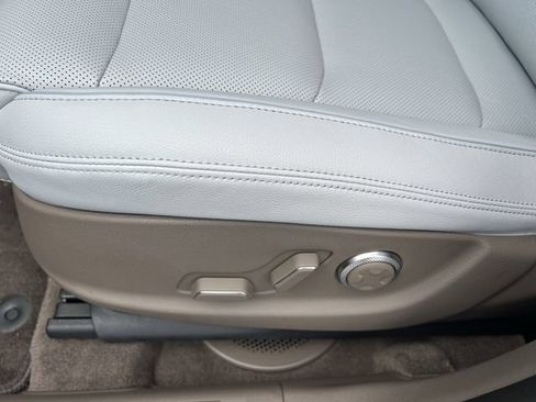 New 2026 Genesis GV70 2.5T Advanced AWD/4WD image 25