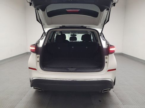 Used 2019 Nissan Murano SV w/ Cargo Package image 29
