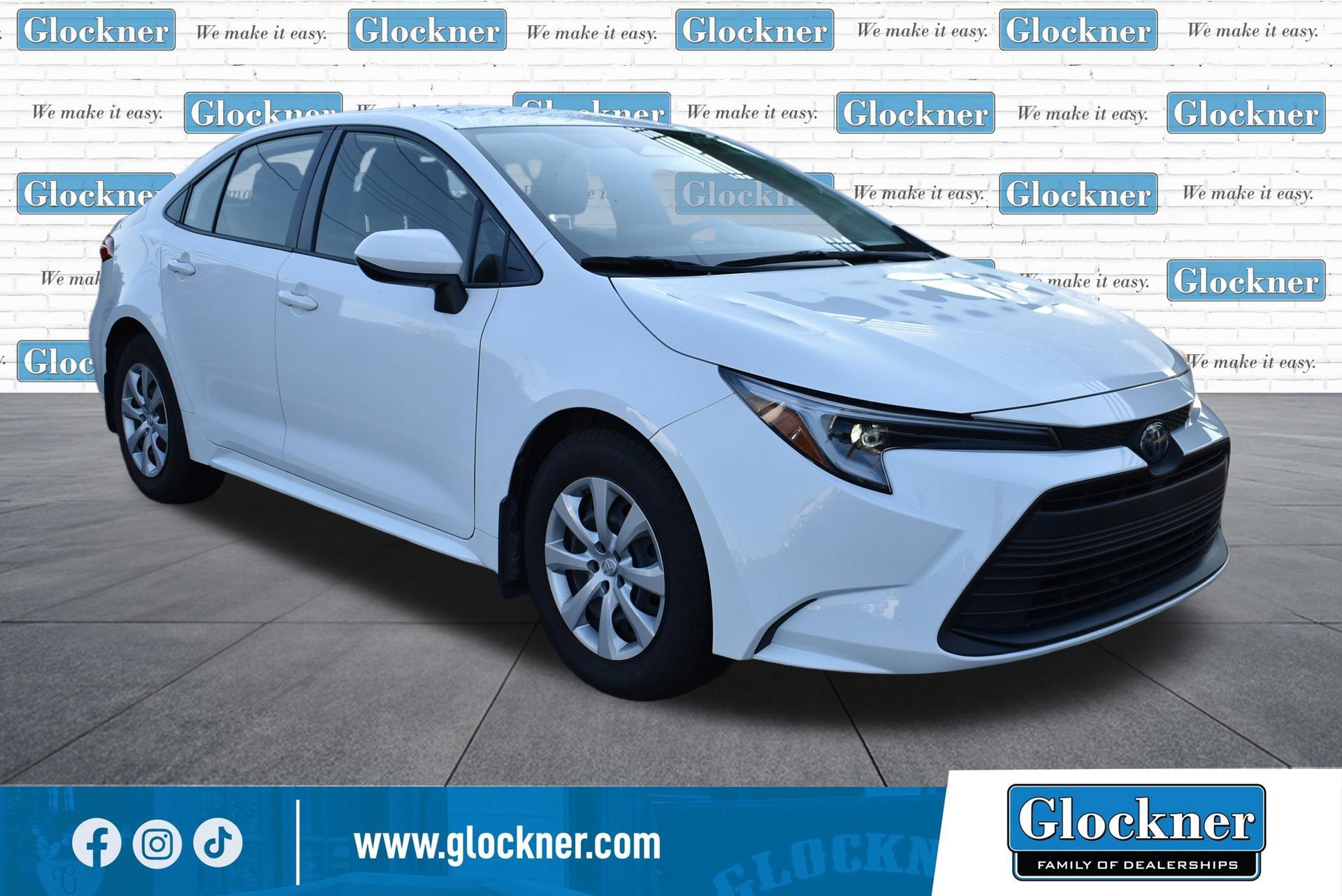 Used 2023 Toyota Corolla LE FWD image 32