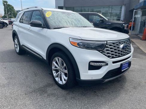 Certified 2023 Ford Explorer Platinum w/ Technology Package AWD/4WD image 1