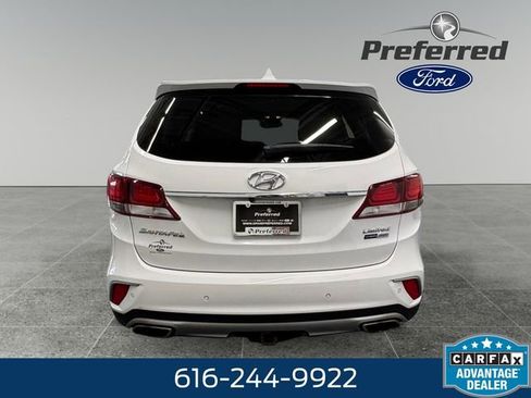 Used 2018 Hyundai Santa Fe Limited image 23