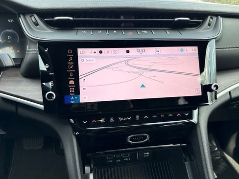 New 2026 Jeep Grand Cherokee L 4WD image 19