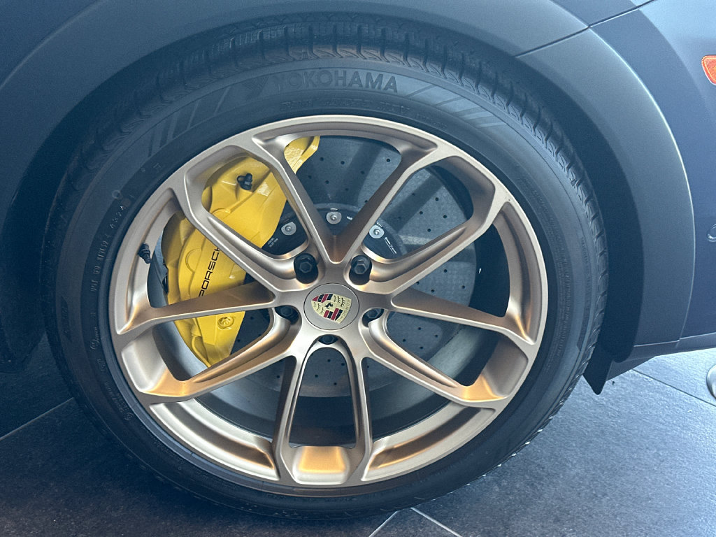 Used 2024 Porsche Cayenne Turbo GT AWD/4WD image 10