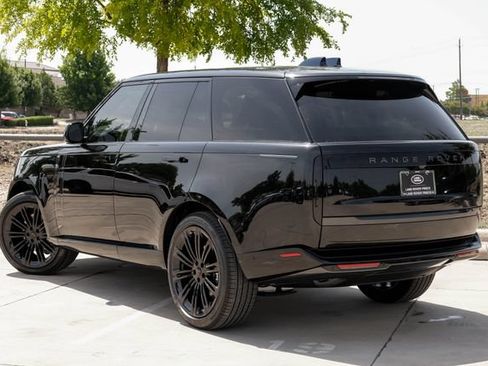 New 2026 Land Rover Range Rover SE AWD/4WD image 13