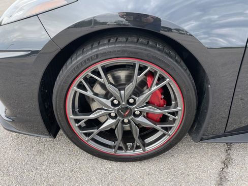 Used 2024 Chevrolet Corvette Stingray Premium Conv w/ Z51 Performance Package image 29