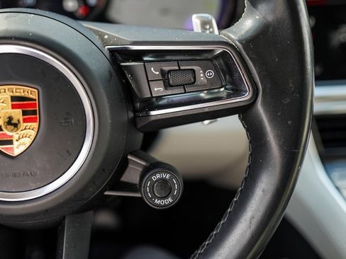 Used 2022 Porsche Panamera 4S w/ Premium Package image 29