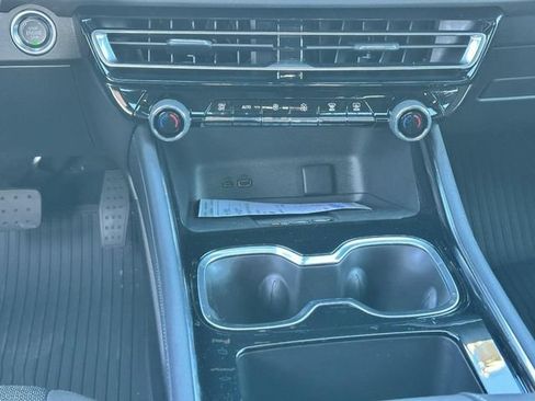 New 2026 Chevrolet Traverse LT w/ LPO, Floor Liner Package FWD image 9