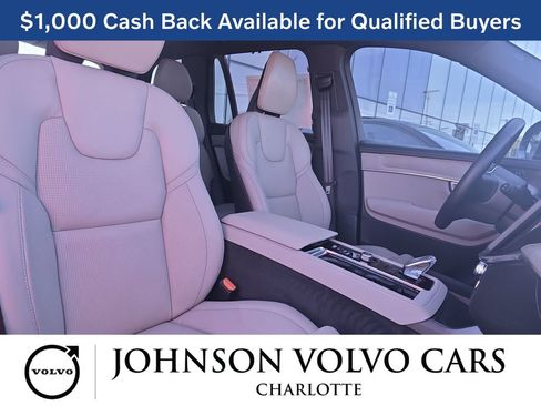 New 2026 Volvo XC90 T8 Ultra w/ Protection Package Premier image 10