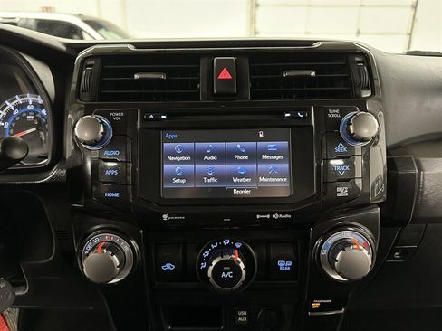 Used 2017 Toyota 4Runner TRD Off-Road AWD/4WD image 23