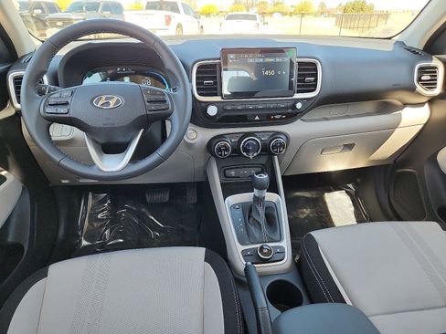 New 2026 Hyundai Venue SEL image 10