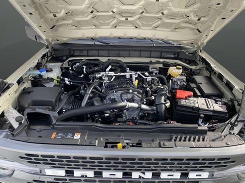 New 2025 Ford Bronco Badlands w/ Sasquatch Package image 53