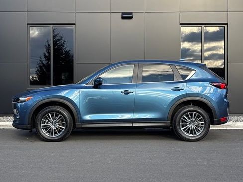 Used 2021 MAZDA CX-5 Touring w/ Touring Preferred SV Package image 4