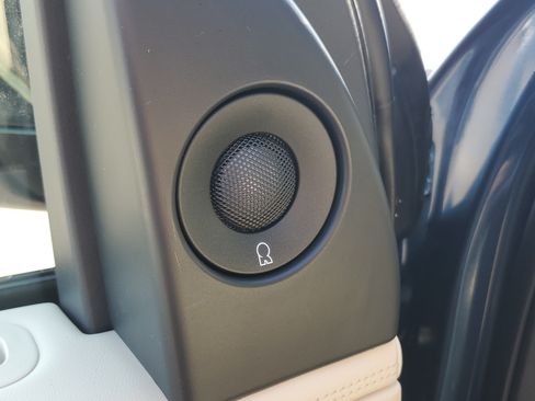 New 2027 Lincoln Navigator Reserve w/ Jet Appearance Package AWD/4WD image 9