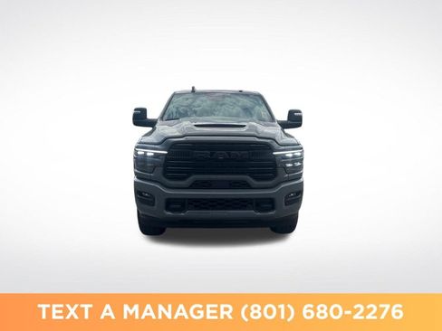 New 2026 RAM 2500 Laramie AWD/4WD image 8