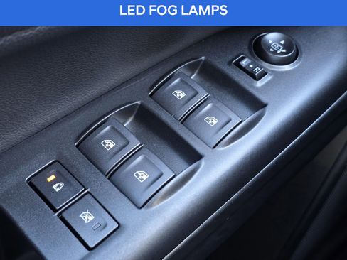 Used 2022 GMC Canyon AT4 image 30