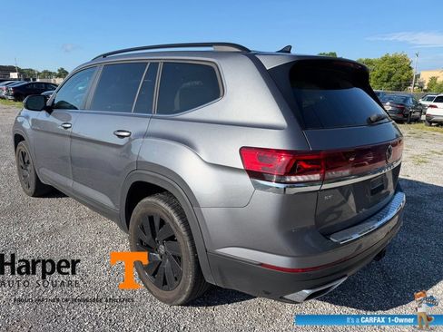 Used 2024 Volkswagen Atlas SE FWD image 3