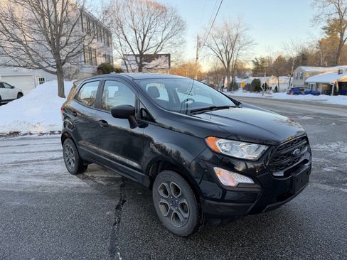Used 2018 Ford EcoSport S image 9