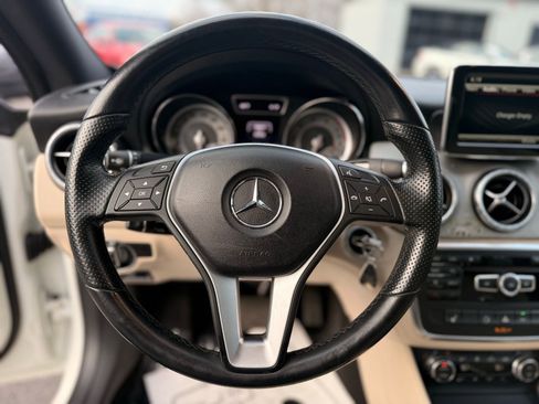 Used 2014 Mercedes-Benz CLA 250 4MATIC image 15