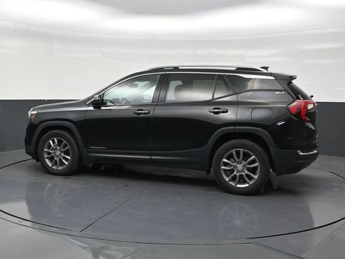 Used 2023 GMC Terrain SLT w/ LPO, Floor Liner Package FWD image 2