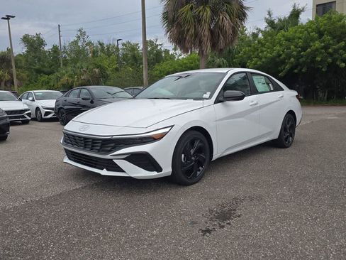New 2026 Hyundai Elantra Sport FWD image 2