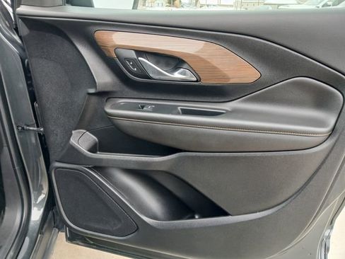 Certified 2021 GMC Terrain SLE w/ Driver Convenience Package image 26