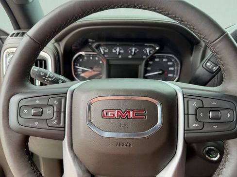 Used 2021 GMC Sierra 1500 SLT w/ SLT Premium Plus Package AWD/4WD image 33