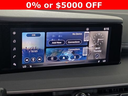 New 2025 Nissan Murano SV AWD/4WD image 17